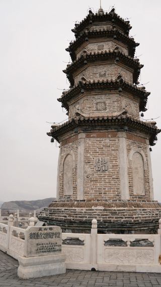 1-day Tour to Shengfang Ancient Town + Baita Temple + Longfu Temple + Drama Fantasy City in Langfang, Hebei (Chinese and English Services Available)