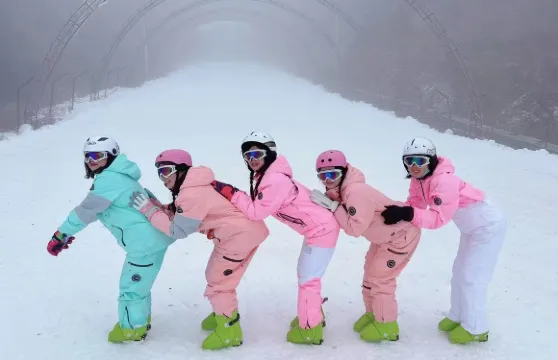 春節可訂丨恩施出發綠蔥坡滑雪純玩一日遊丨含接送+滑雪3件套