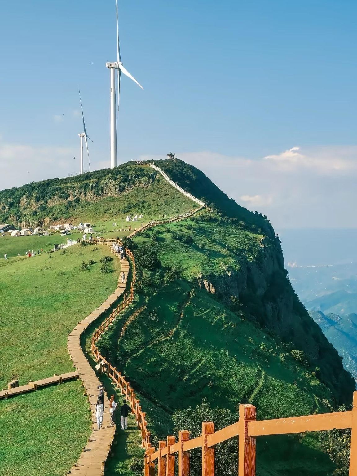Tour di un giorno al Grande Prato Wumeng + Piscina Yao a Liupanshui, Guizhou con servizio in cinese e inglese