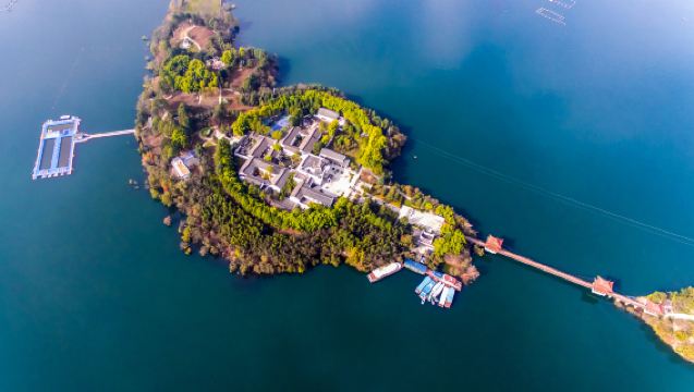 1-day tour to Ankang Yinghu lake (departure from Ankang for groups of 4 or more)