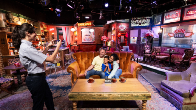 Warner Bros. Studio Tour Hollywood in Los Angeles, USA - A Journey to the Birthplace of Blockbuster Movies