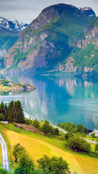 Norway Stalheim + Gudvangen + Naeroyfjorden + Flåm with fjord cruise