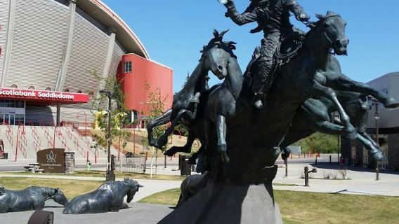 Calgary's Stampede Park: Tur Jalan Kaki Seni & Wild West