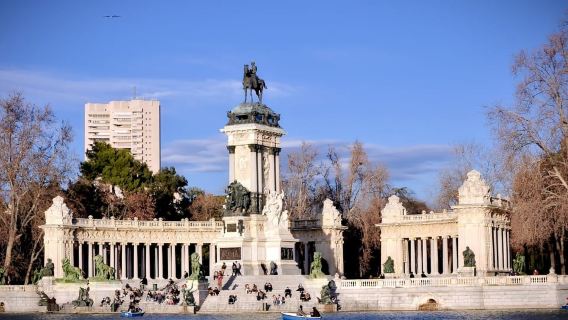 Madrid: 1.5-Hour Retiro Park Guided Walking Tour