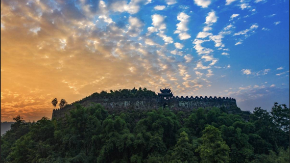 [Premium private tour] Diaoyucheng Fortress in Chongqing | Legendary cultural journey of the ancient Southern Song Dynasty battlefield with English guide