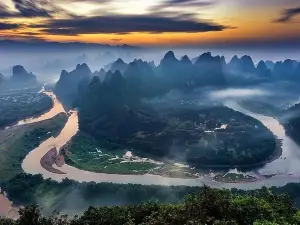 Private Hiking Day Tour of Essential Li River Circle from Guilin or Yangshuo