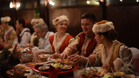 Cena y espectáculo cultural Khantoke en Chiang Mai