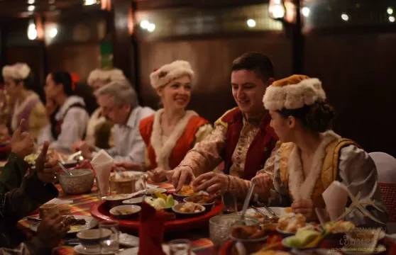 泰國清邁 康托克帝王餐晚宴＆文化表演秀