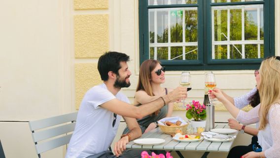 Schönbrunn Palace: Skip The Line Ticket + Lunch