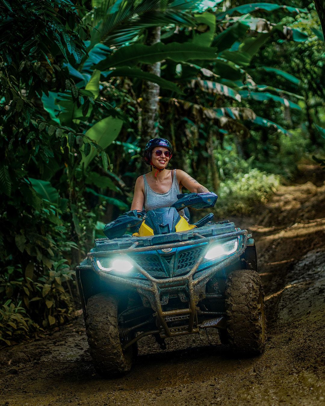 Avventura in ATV a Ubud più Tour Giornaliero delle Meraviglie della Natura