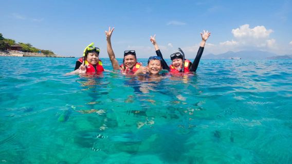 Nha Trang Day Tour/ Hon Mun and Coral Bay (Hotel Transfer, Lunch, Guide...)