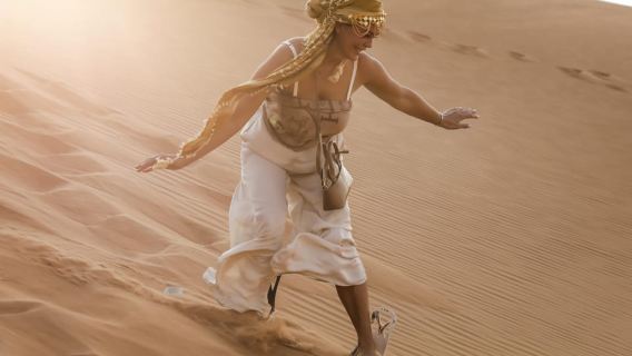 Doha: safari di mezza giornata nel deserto, quad, cammelli e mare interno