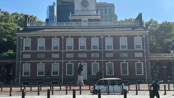 2 Hour Electric Cart Tour of Philadelphia with Local Guide
