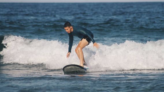 ประสบการณ์โต้คลื่นกับครูสอนมืออาชีพที่บาหลีกูตา / รวมการสอน / เลือกบริการรับส่งหรือเดินทางเองได้