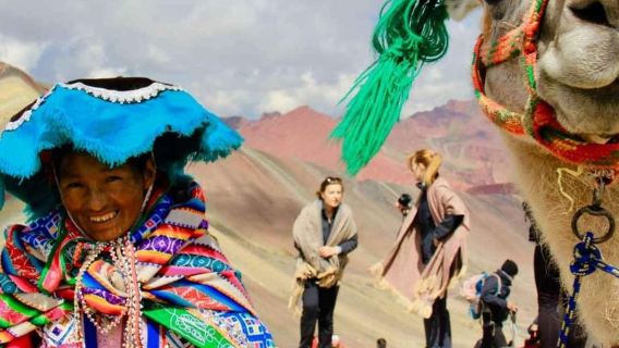 Da Cusco: tour di un giorno intero alla Montagna Arcobaleno con pranzo