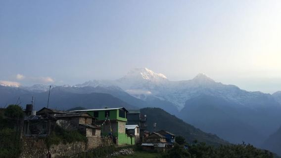 Pokhara: Caminata guiada por el pueblo de Ghandruk con recogida en el hotel