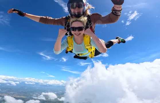 安陽旅拍【河南安陽跳傘,高空跳傘+攝影服務】