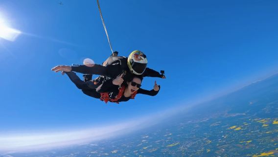 【藍色氣流】四川成都都江堰街子古鎮崇州跳傘國內高空攝像雙人跳傘【3000公尺自由落體欣賞川西美景+可選第三方攝影】