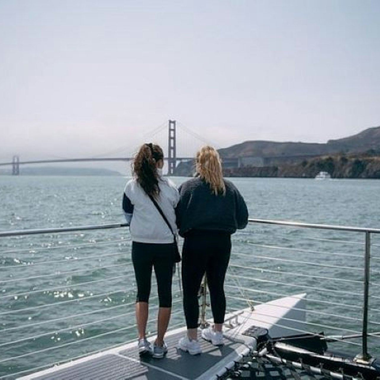 San Francisco: Katamaran-Kreuzfahrt bei Sonnenuntergang