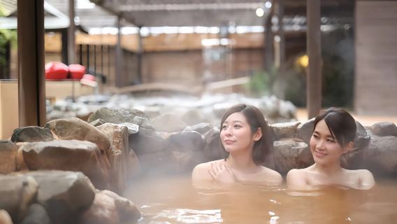 Kobe Mt. Rokkō Snow Park Skiing + Taikō-no-yu Arima Onsen Day Tour | Beginner-Friendly