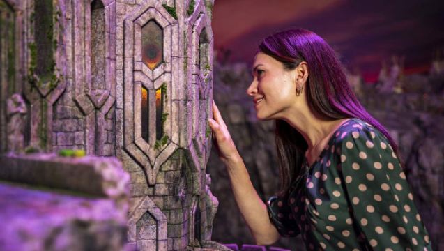 Wellington, New Zealand: The Lord of the Rings & Weta Workshop Half-Day Tour | Hotel Transfer + Weta Workshop Admission Ticket