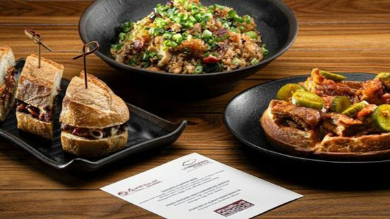 リゾーツワールド・ラスベガス：ガイド付きカクテルクロール＋フードテイスティング