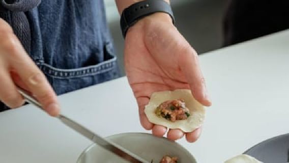 San Francisco: Dumpling Cooking Class & Dinner Party