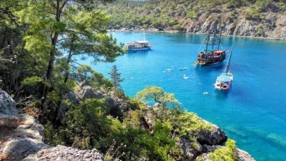 Gonster All-Inclusive Pirate Boat Trip with Transfer