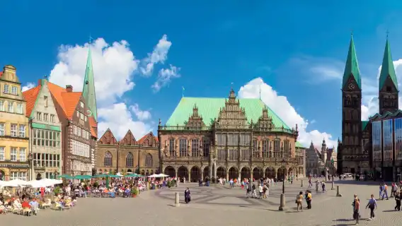 เยอรมนี + จัตุรัสตลาดเบรเมน + สวนกังหันลม + สนามกีฬาเวเซอร์ + รูปปั้นโรแลนด์ในเบรเมน
