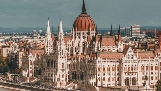 Pelayaran Klasik Sungai Donau: Jembatan Rantai + Gedung Parlemen + Pemandian Air Panas Széchenyi