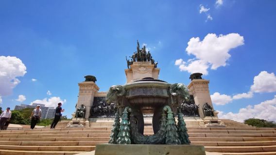 Grafiti, Iman, Kehijauan, Pionir— perjalanan satu hari di São Paulo, Brasil (Itinerary Dapat Disesuaikan)