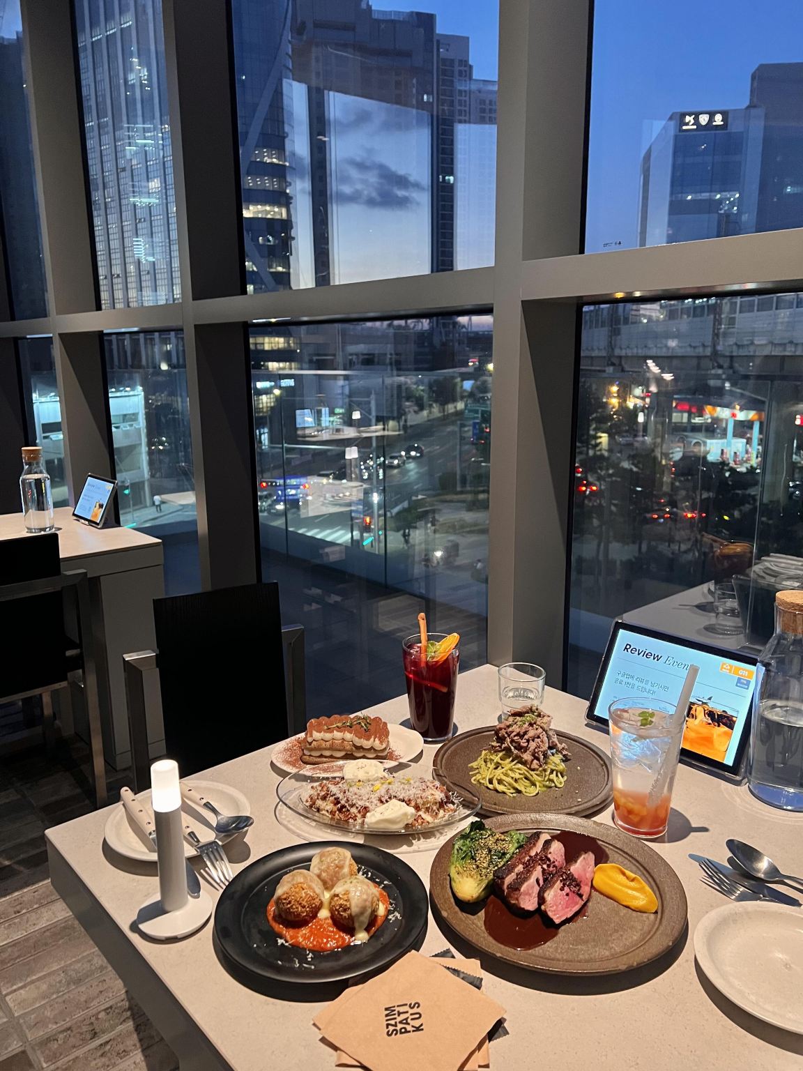 Seoul SZIMPATIKUS viral restaurant reservation service