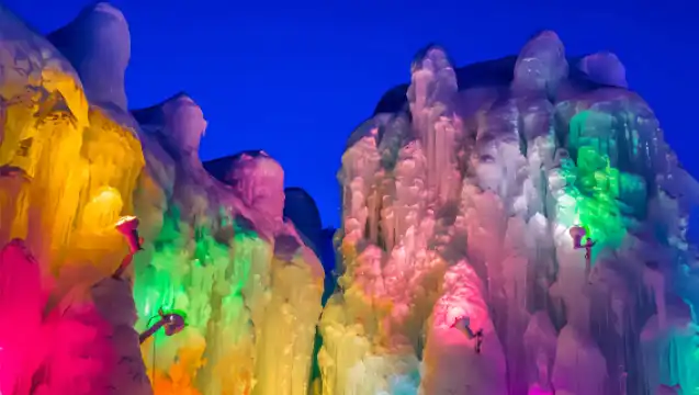 北海道登別地獄谷＋洞爺湖＋昭和新山熊牧場＋支笏湖丨冰濤節限定