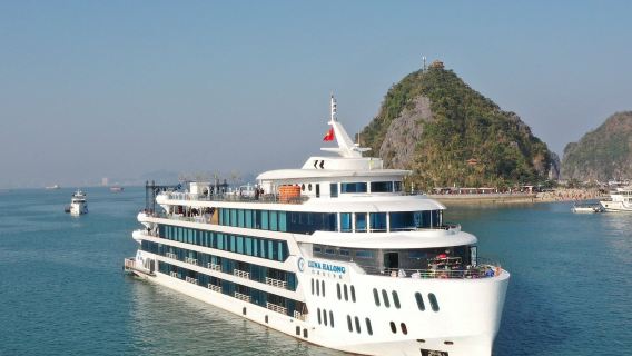 ลูน่า ครูซ อ่าวฮาลอง - เรือสำราญหรูระดับ 5 ดาว ตั้งแต่ท่าเรือ