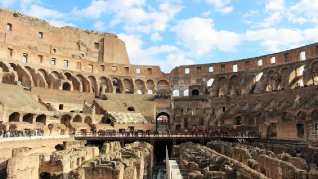 Lawatan sehari ke Colosseum Rom + Vatican di Itali|termasuk tiket masuk tempahan + penerangan berpandu dalam bahasa Mandarin oleh pemandu pelancong