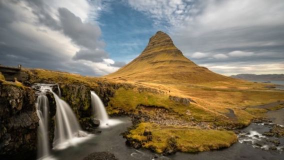 однодневный тур по полуострову Снайфедльснес с посещением Киркьюфетля, пляжа тюленей и Блёндюоусской церкви (доступен вариант комфортного мини-группового тура)