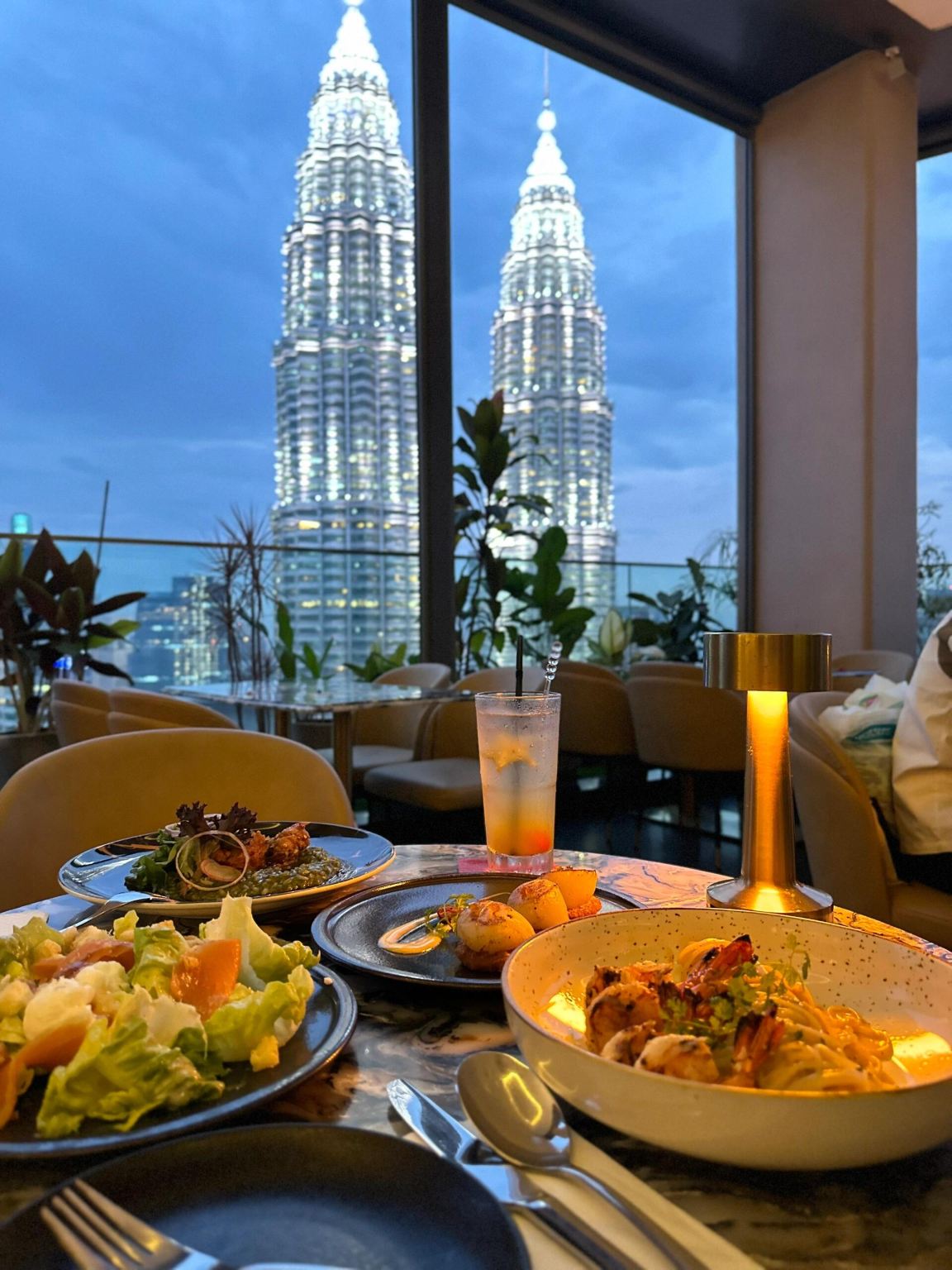 Kuala Lumpur Alva KL servizio di prenotazione ristorante popolare