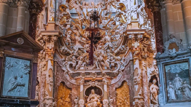 10-hour private charter: Madrid to Toledo 1-day tour|"City of Three Cultures" panoramic view