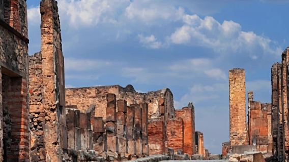 Italy Rome - Pompeii and Sorrento - Historical Scenery - Private Charter - Top Pick