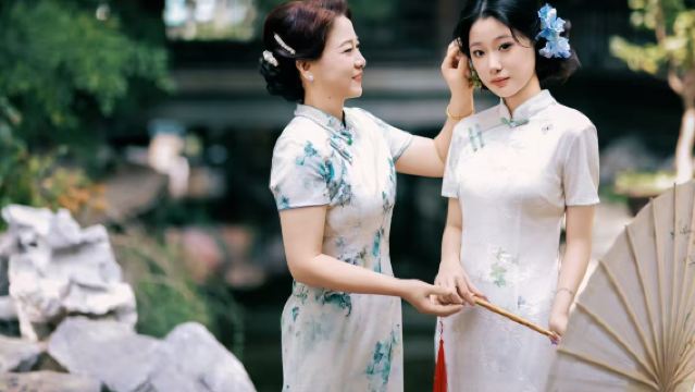 Nanjing Confucius Temple Trip Moments[Costume Rental + Exquisite Makeup + High-Quality Outfits + Premium Service]