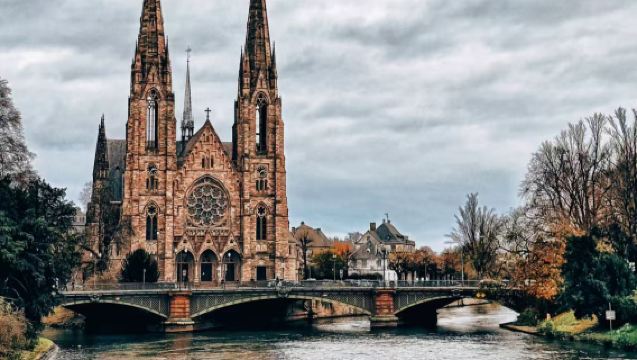 【德法邊境】斯特拉斯堡大教堂+小法蘭西+泰迪熊牆包車一日遊