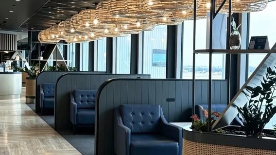 Lounge pass at Perth Airport in Australia|transfer/waiting/rest/dining buffet|business travel