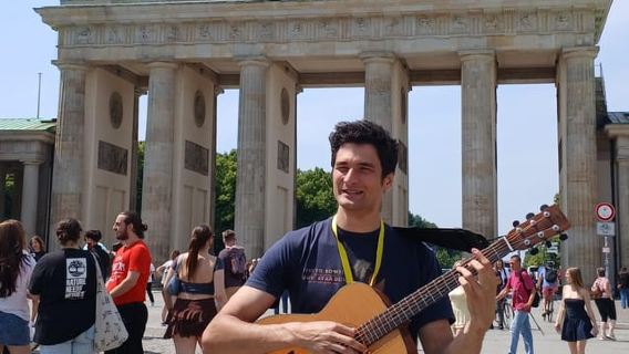 Berlin: Historyczna wycieczka piesza z muzyką na żywo