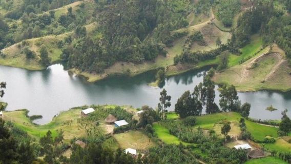 Wenchi Crater Lake Day Trip with Horse Ride, Bird Viewing