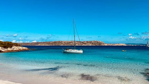 La Maddalena Arcipelago: Sailing boat tour with lunch
