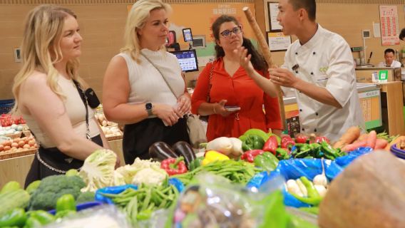 Eatwith Shared Moments – Shanghai – Lernen Sie mit einem Shanghaier Koch, authentische chinesische Küche zuzubereiten.