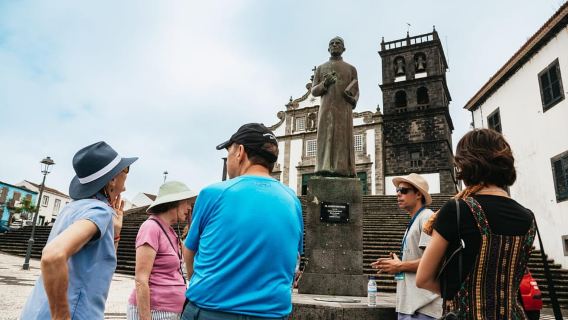 São Miguel West: Ganztägige Van-Tour mit Mittagessen