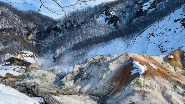 日本登別小樽洞爺湖地獄谷-可札幌富良野美瑛北海道包車精選