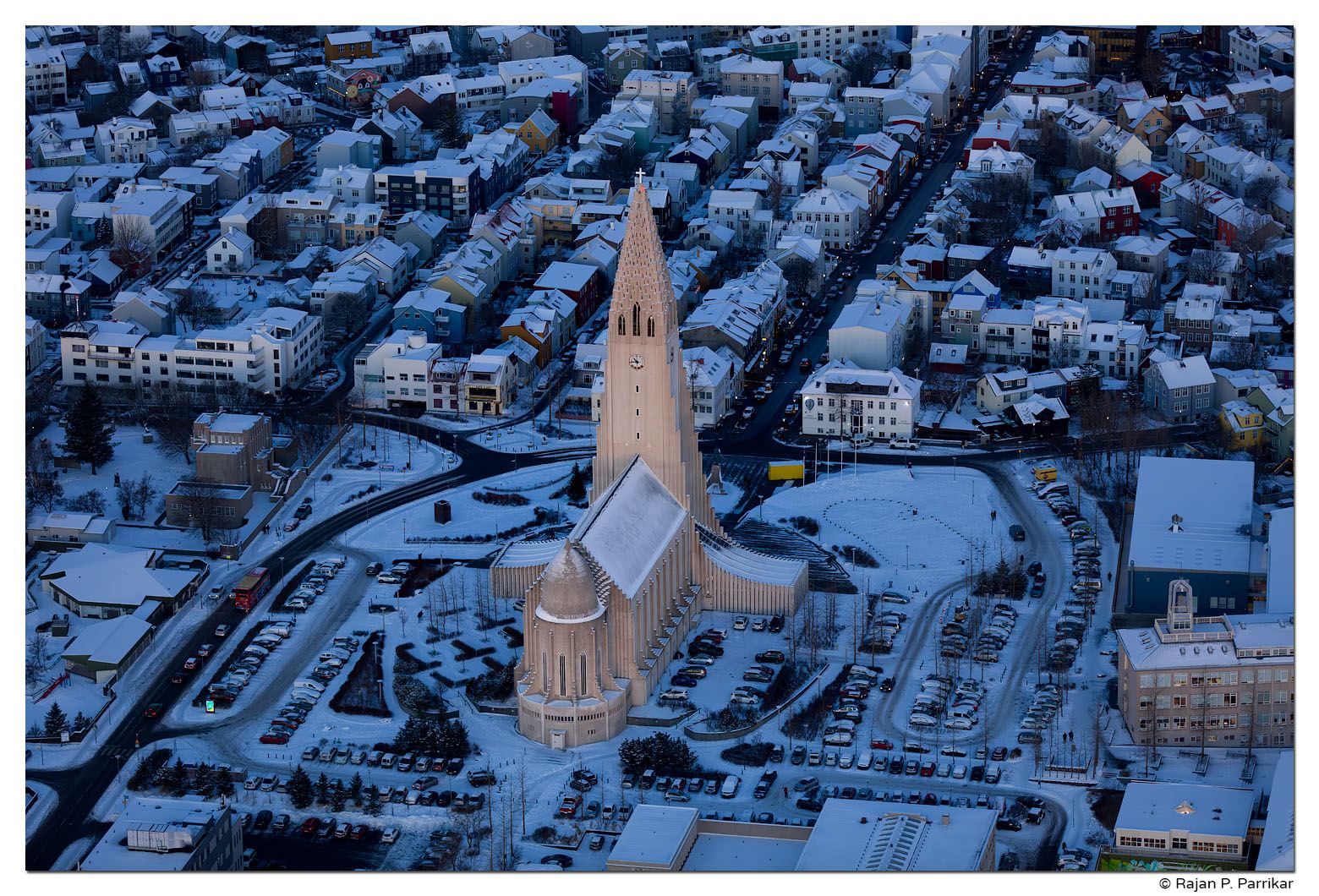 Iceland + Hallgrimskirkja + Perlan + Thingvellir National Park + Sun Voyager day tour