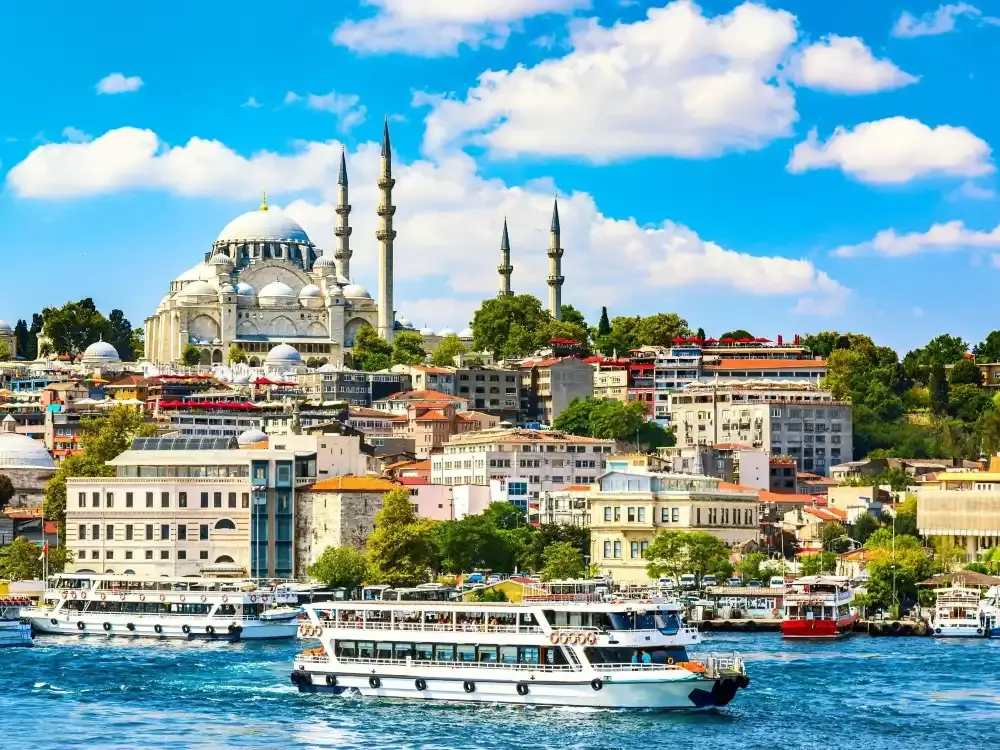 トルコ・イスタンブール｜ボスポラス海峡クルーズチケット【複数の時間